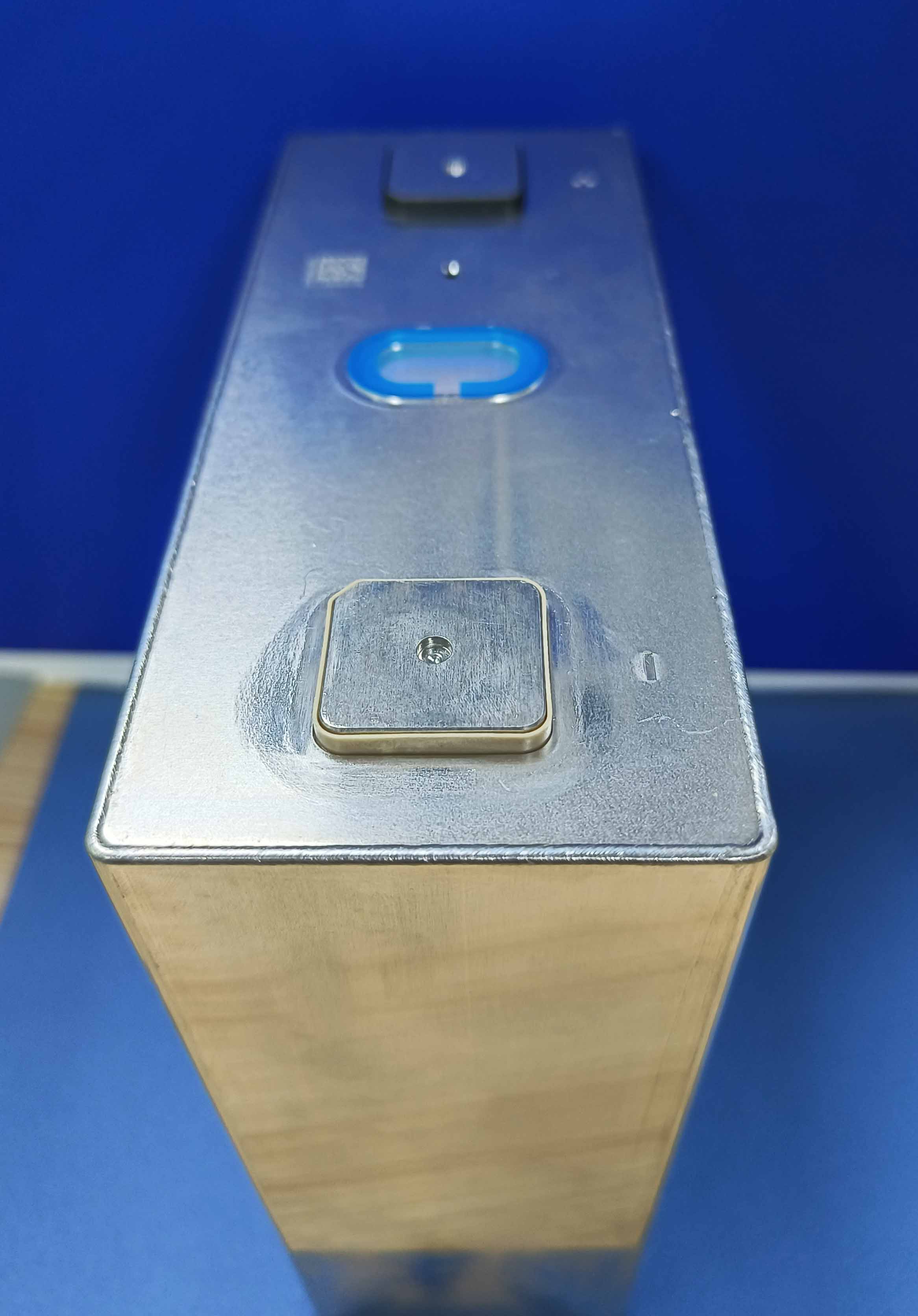 方形電池激光焊接